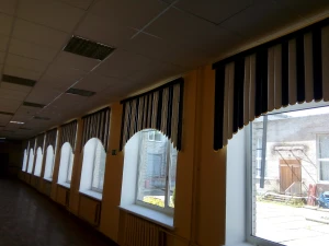 Вертикальные жалюзи чередование и арка
