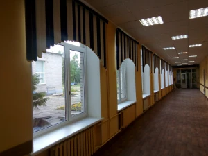 Вертикальные жалюзи чередование и арка